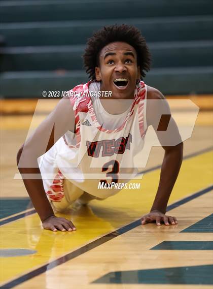 Thumbnail 2 in West Cabarrus vs. Dreher (Border Classic) photogallery.