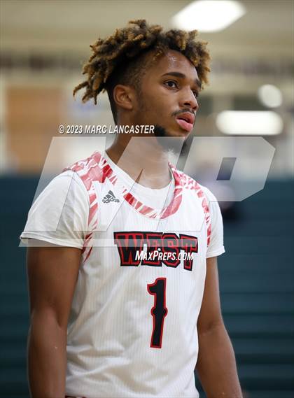 Thumbnail 3 in West Cabarrus vs. Dreher (Border Classic) photogallery.