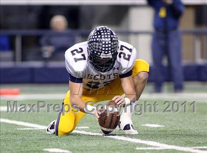 Thumbnail 1 in Highland Park vs. Poteet (4A Division 2 Regional Playoffs) photogallery.