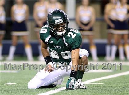 Thumbnail 2 in Highland Park vs. Poteet (4A Division 2 Regional Playoffs) photogallery.