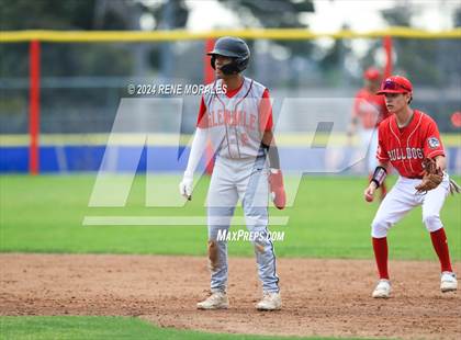 Thumbnail 1 in Glendale vs Pasadena photogallery.