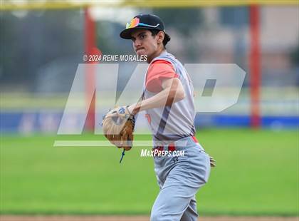 Thumbnail 3 in Glendale vs Pasadena photogallery.