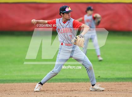 Thumbnail 3 in Glendale vs Pasadena photogallery.