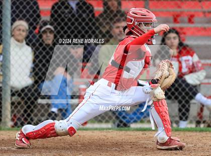 Thumbnail 1 in Glendale vs Pasadena photogallery.