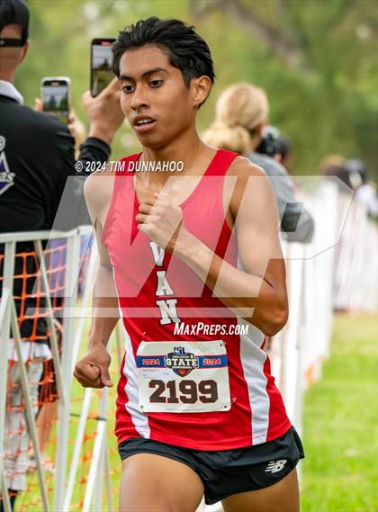 Thumbnail 1 in UIL 4A Boys Cross Country Finals photogallery.