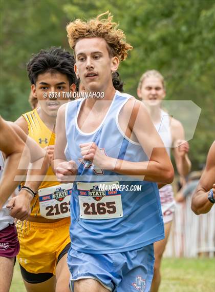 Thumbnail 1 in UIL 4A Boys Cross Country Finals photogallery.