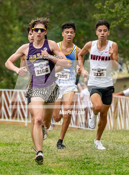 Thumbnail 3 in UIL 4A Boys Cross Country Finals photogallery.
