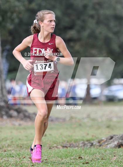 Thumbnail 1 in LHSAA District 7-4A District Meet photogallery.