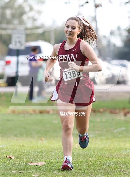 Thumbnail 3 in LHSAA District 7-4A District Meet photogallery.