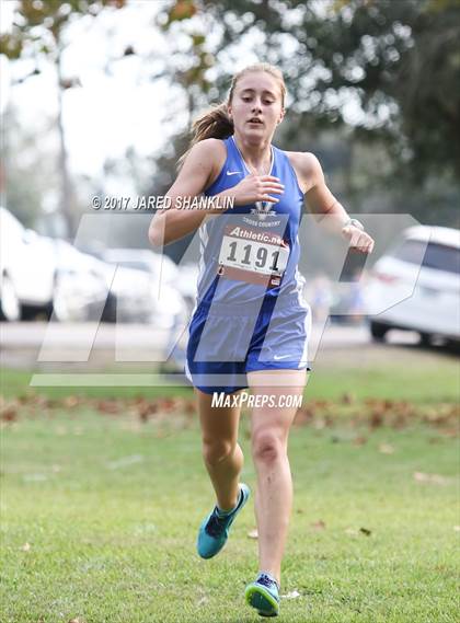 Thumbnail 1 in LHSAA District 7-4A District Meet photogallery.