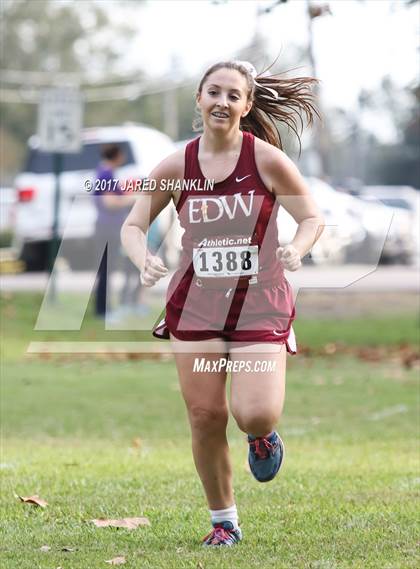 Thumbnail 1 in LHSAA District 7-4A District Meet photogallery.