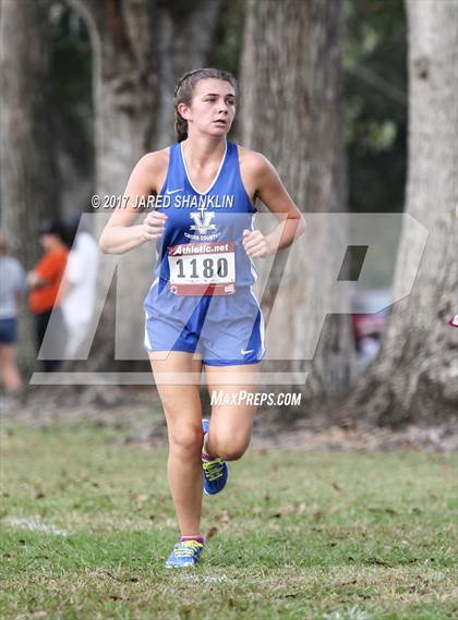 Thumbnail 1 in LHSAA District 7-4A District Meet photogallery.