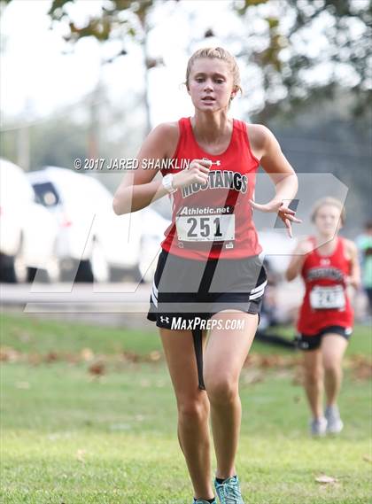 Thumbnail 3 in LHSAA District 7-4A District Meet photogallery.