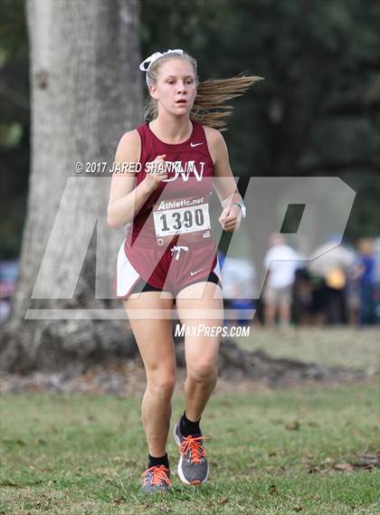 Thumbnail 1 in LHSAA District 7-4A District Meet photogallery.