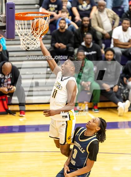 Thumbnail 3 in Reidsville vs Farmville Central (John Wall Holiday Invitational) photogallery.