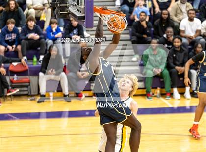 Thumbnail 1 in Reidsville vs Farmville Central (John Wall Holiday Invitational) photogallery.