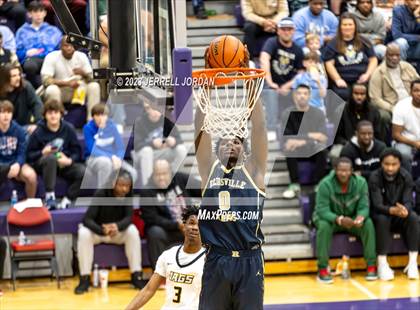Thumbnail 2 in Reidsville vs Farmville Central (John Wall Holiday Invitational) photogallery.