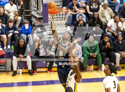 Thumbnail 2 in Reidsville vs Farmville Central (John Wall Holiday Invitational) photogallery.