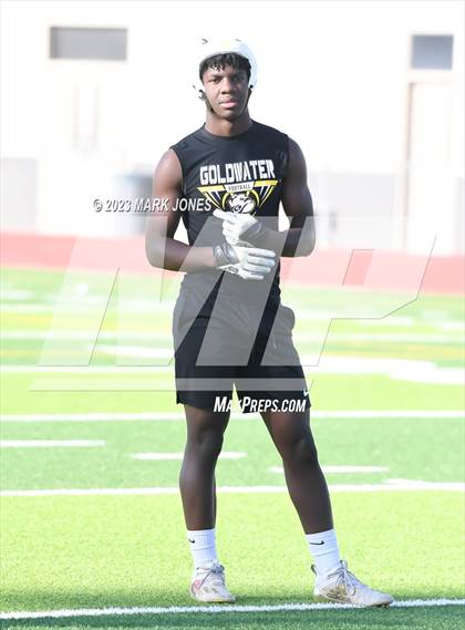 Thumbnail 2 in Goldwater vs. Deer Valley (Goldwater 7v7) photogallery.