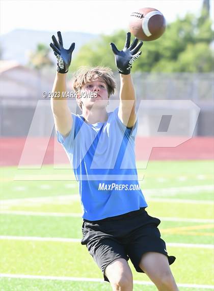 Thumbnail 2 in Goldwater vs. Deer Valley (Goldwater 7v7) photogallery.