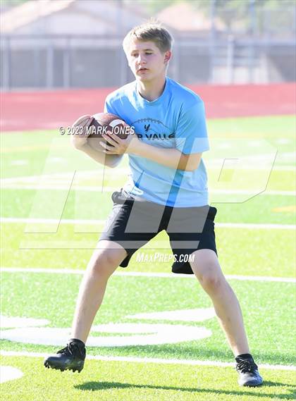 Thumbnail 1 in Goldwater vs. Deer Valley (Goldwater 7v7) photogallery.
