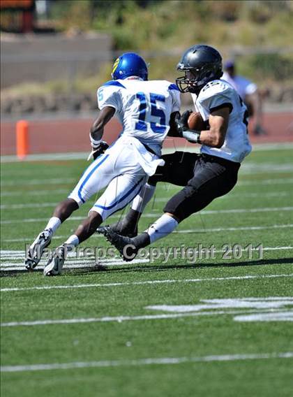 Thumbnail 3 in Alta vs. Crenshaw (Mission Viejo Football Classic) photogallery.