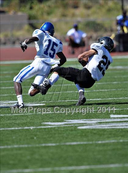 Thumbnail 1 in Alta vs. Crenshaw (Mission Viejo Football Classic) photogallery.