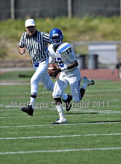 Thumbnail 1 in Alta vs. Crenshaw (Mission Viejo Football Classic) photogallery.