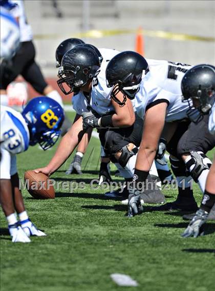 Thumbnail 1 in Alta vs. Crenshaw (Mission Viejo Football Classic) photogallery.