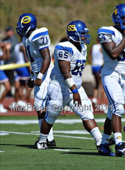 Thumbnail 2 in Alta vs. Crenshaw (Mission Viejo Football Classic) photogallery.
