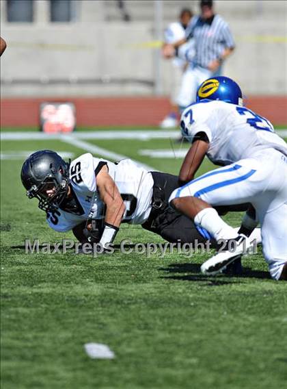 Thumbnail 3 in Alta vs. Crenshaw (Mission Viejo Football Classic) photogallery.