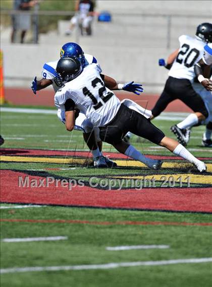 Thumbnail 3 in Alta vs. Crenshaw (Mission Viejo Football Classic) photogallery.