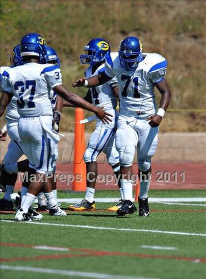 Thumbnail 1 in Alta vs. Crenshaw (Mission Viejo Football Classic) photogallery.