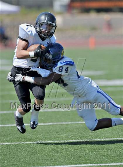 Thumbnail 2 in Alta vs. Crenshaw (Mission Viejo Football Classic) photogallery.