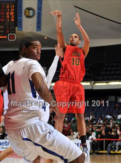 Thumbnail 3 in Windward vs. Orange Lutheran (CIF SS 4AA Final) photogallery.