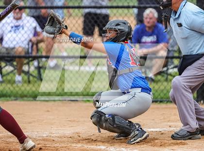 Thumbnail 3 in Mt. Pleasant vs Davenport Central (Rick Doran Classic) photogallery.