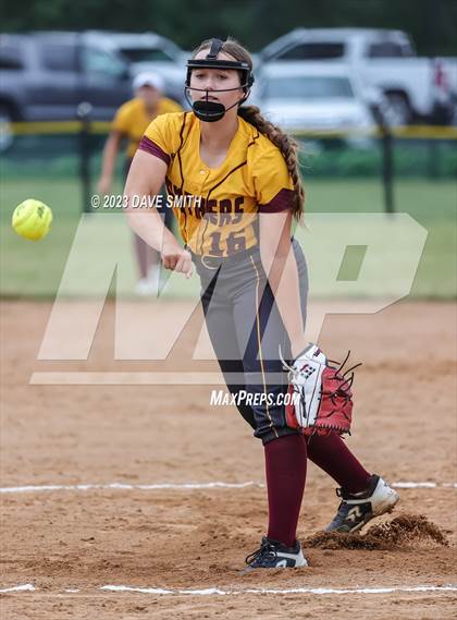 Thumbnail 1 in Mt. Pleasant vs Davenport Central (Rick Doran Classic) photogallery.