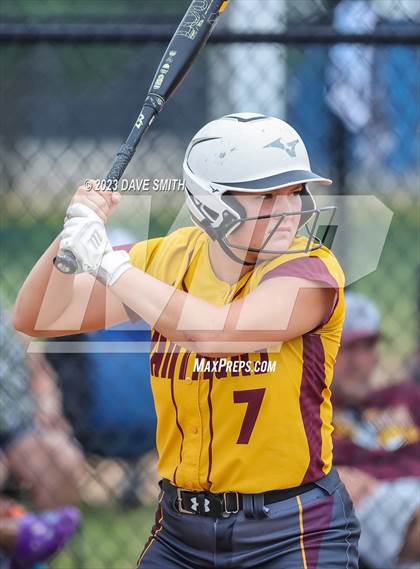 Thumbnail 3 in Mt. Pleasant vs Davenport Central (Rick Doran Classic) photogallery.