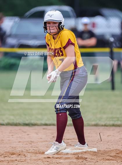Thumbnail 1 in Mt. Pleasant vs Davenport Central (Rick Doran Classic) photogallery.