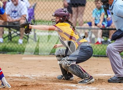 Thumbnail 3 in Mt. Pleasant vs Davenport Central (Rick Doran Classic) photogallery.