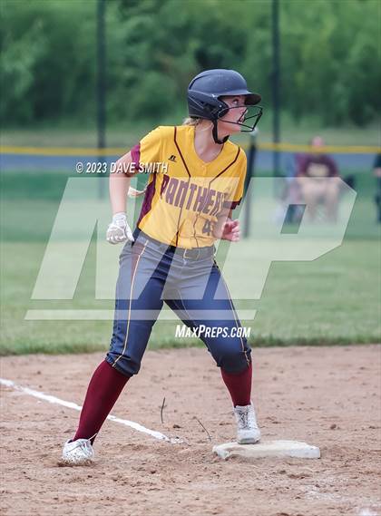 Thumbnail 2 in Mt. Pleasant vs Davenport Central (Rick Doran Classic) photogallery.