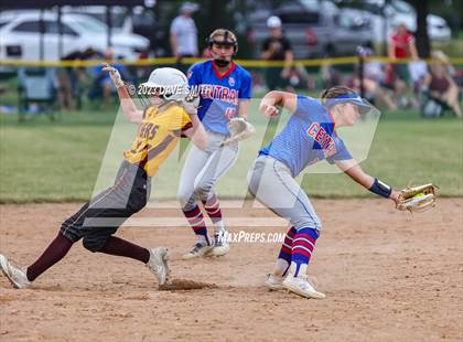 Thumbnail 2 in Mt. Pleasant vs Davenport Central (Rick Doran Classic) photogallery.