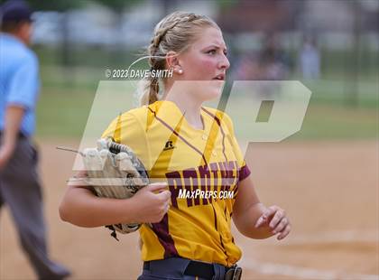 Thumbnail 3 in Mt. Pleasant vs Davenport Central (Rick Doran Classic) photogallery.