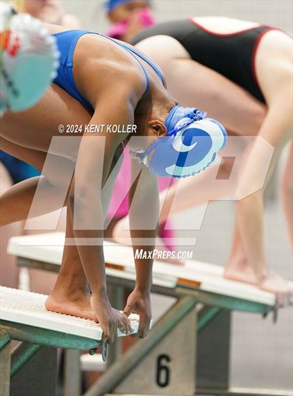 Thumbnail 3 in Warren Woods-Tower vs. Lamphere (MHSAA MAC District) photogallery.