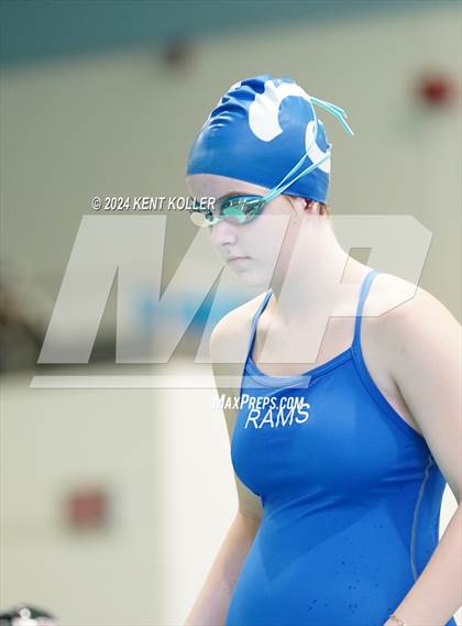 Thumbnail 2 in Warren Woods-Tower vs. Lamphere (MHSAA MAC District) photogallery.