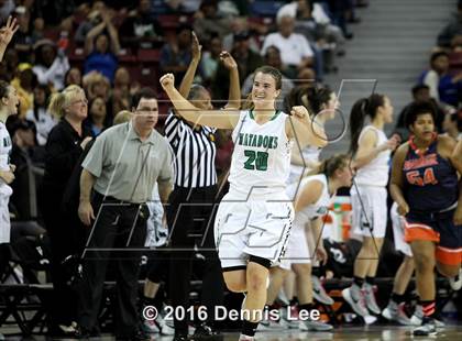Thumbnail 3 in Miramonte vs. Chaminade (CIF State Open Division Final) photogallery.