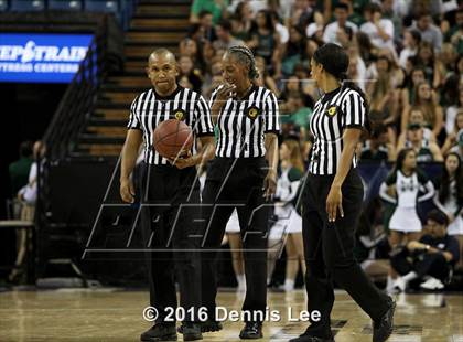 Thumbnail 2 in Miramonte vs. Chaminade (CIF State Open Division Final) photogallery.