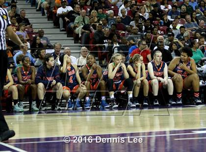 Thumbnail 2 in Miramonte vs. Chaminade (CIF State Open Division Final) photogallery.