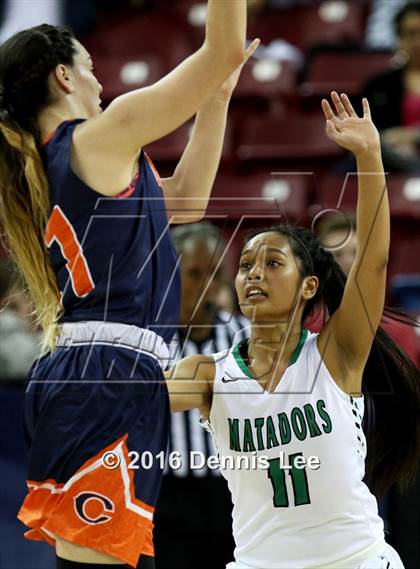 Thumbnail 1 in Miramonte vs. Chaminade (CIF State Open Division Final) photogallery.