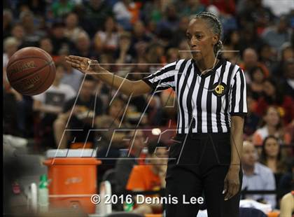 Thumbnail 1 in Miramonte vs. Chaminade (CIF State Open Division Final) photogallery.